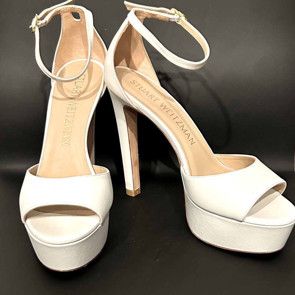 New white leather Stuart Weitzman platform heels size 9.5